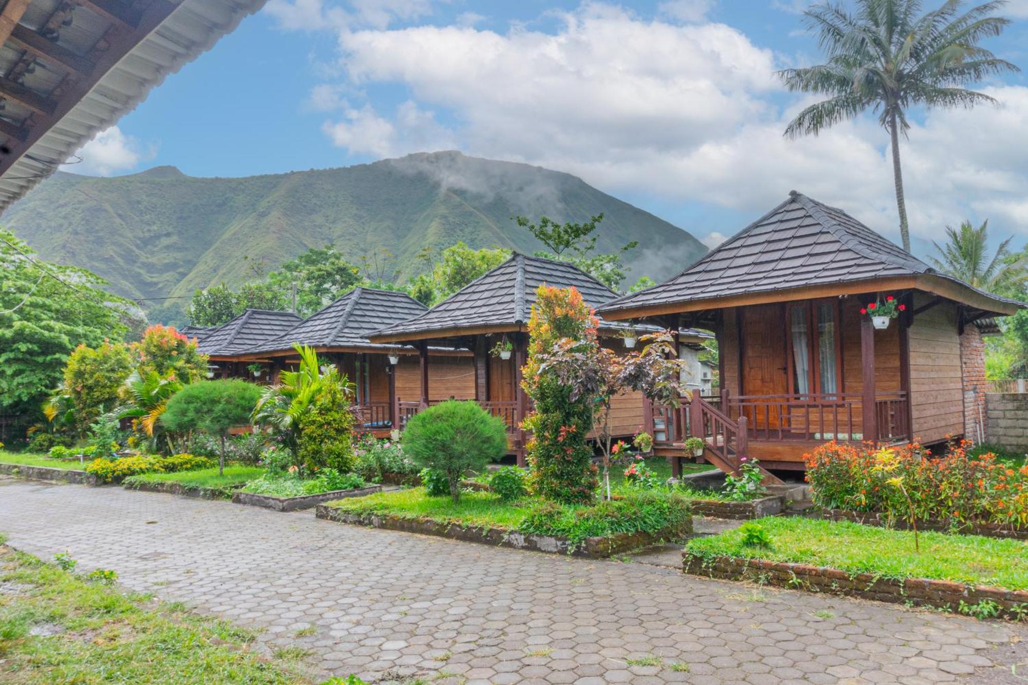 Puncak Rinjani Lodge Sembalunlawang Eksteriør billede