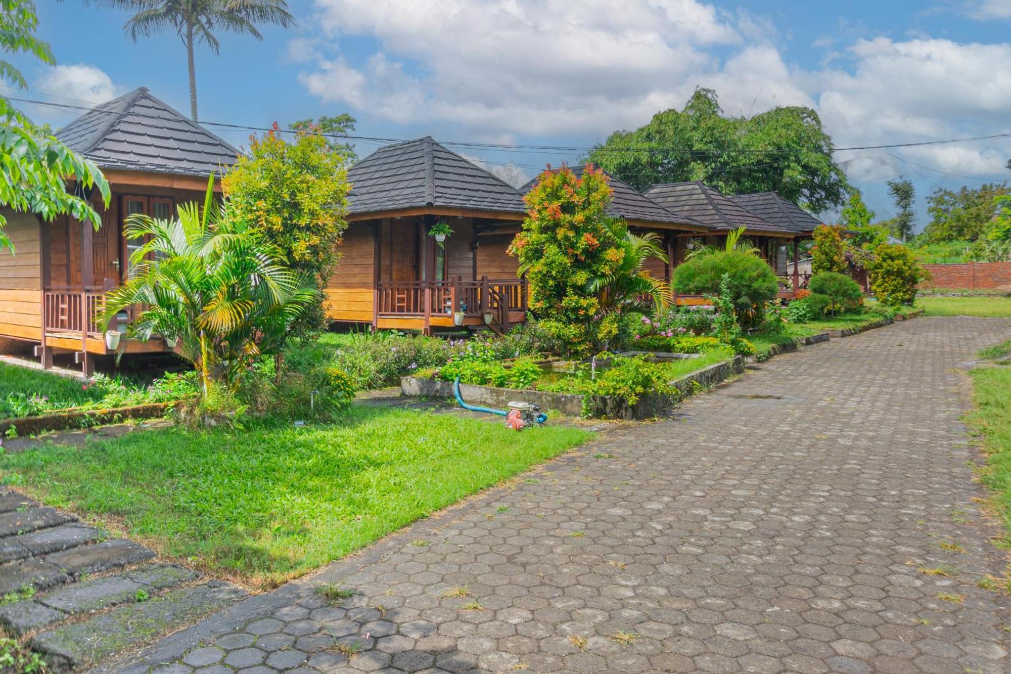 Puncak Rinjani Lodge Sembalunlawang Eksteriør billede